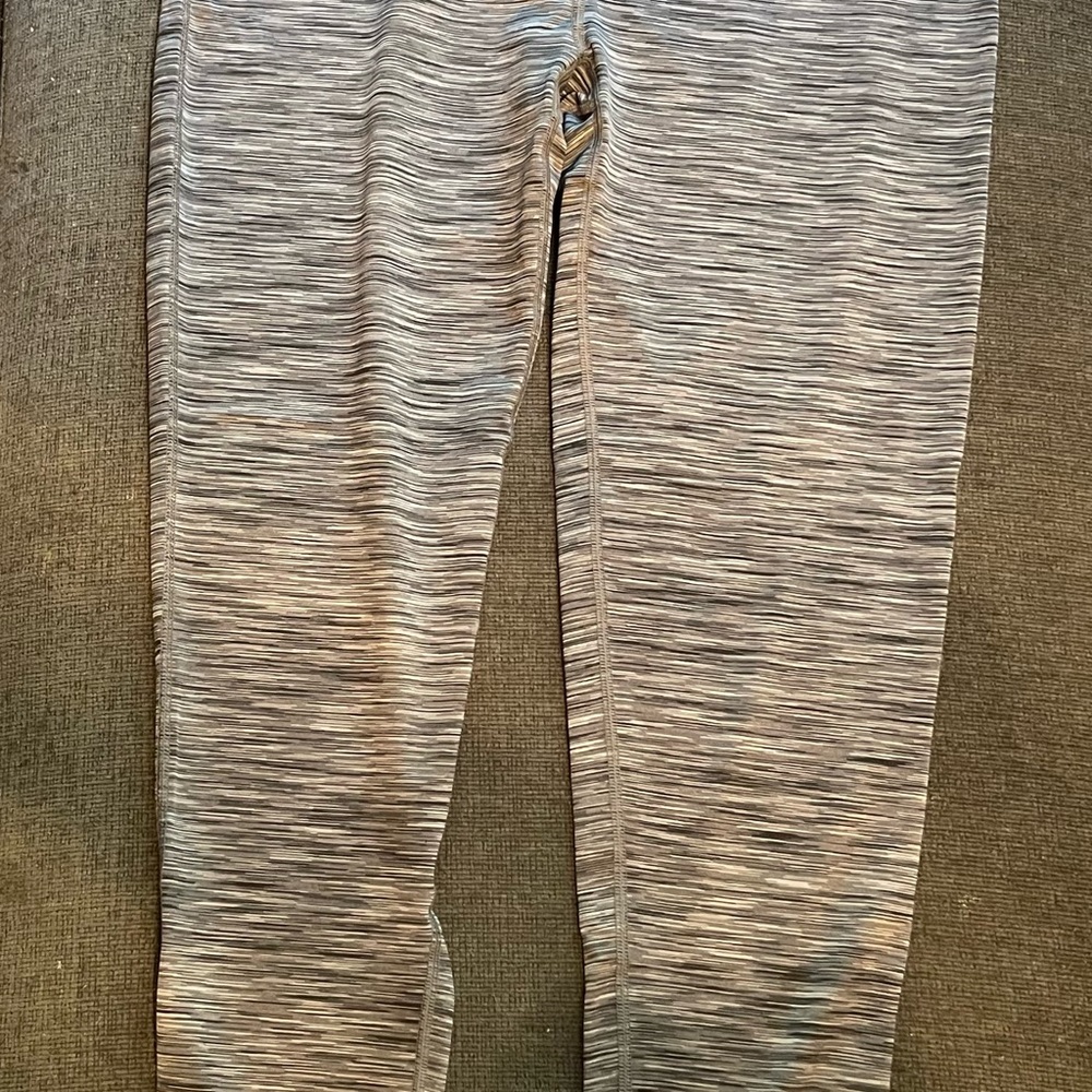 New leggings blueish, grayish color. I have small,medium, large, x-large